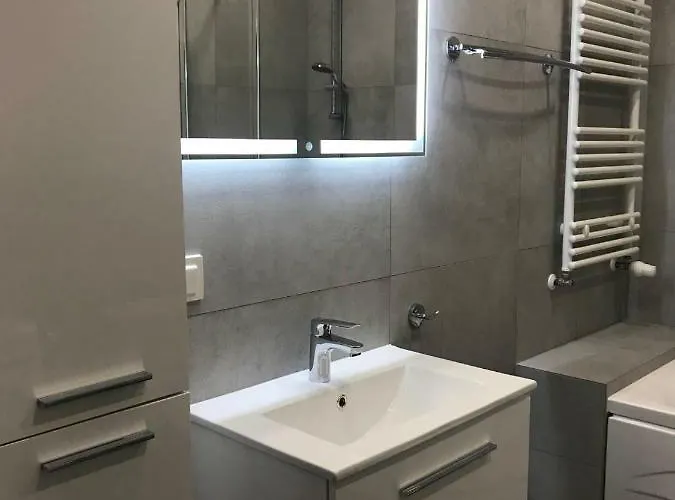 Dbd Gray Turkus Lägenhet